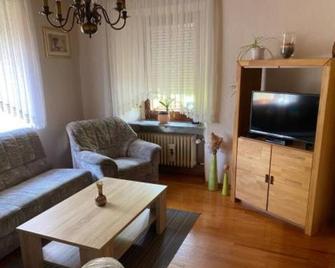 Kleines Ferienhaus Nicole - Piesport - Living room
