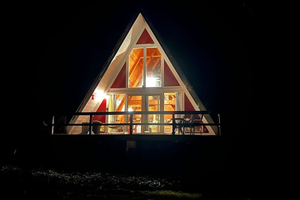 Private & Charming A-Frame Cabin Near Penn State & Outdoor Adventures
