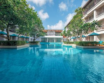 DoubleTree by Hilton Phuket Banthai Resort (SHA Plus+) - Patong - Pool