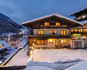 بنسيون سانت ليونهارد - باد غاستيين - مبنى