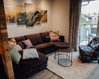 Zillertal Juwel - Fügen - Wohnzimmer