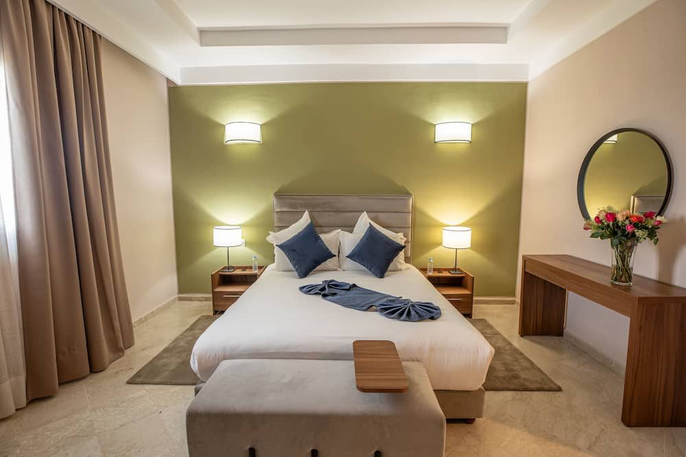 أوليفا كوندومينيوم هوتل