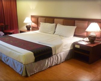 Punjadara Hotel - Nakhon Ratchasima - Bedroom