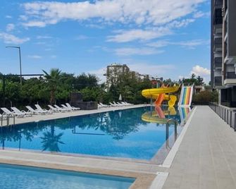 Mersin Panorama Otel - Erdemli - Pool