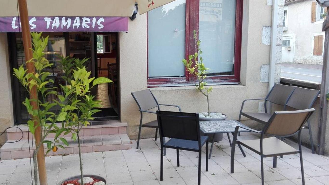 Les Tamaris