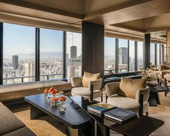 Four Seasons Hotel Osaka - Osaka - Living room