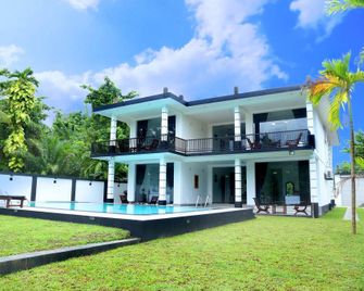 Minuri Villa - היקאדוואה - בניין