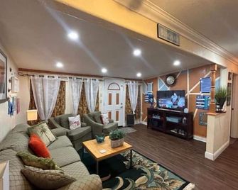 Bonne Nuit Weeki Wachee - Weeki Wachee