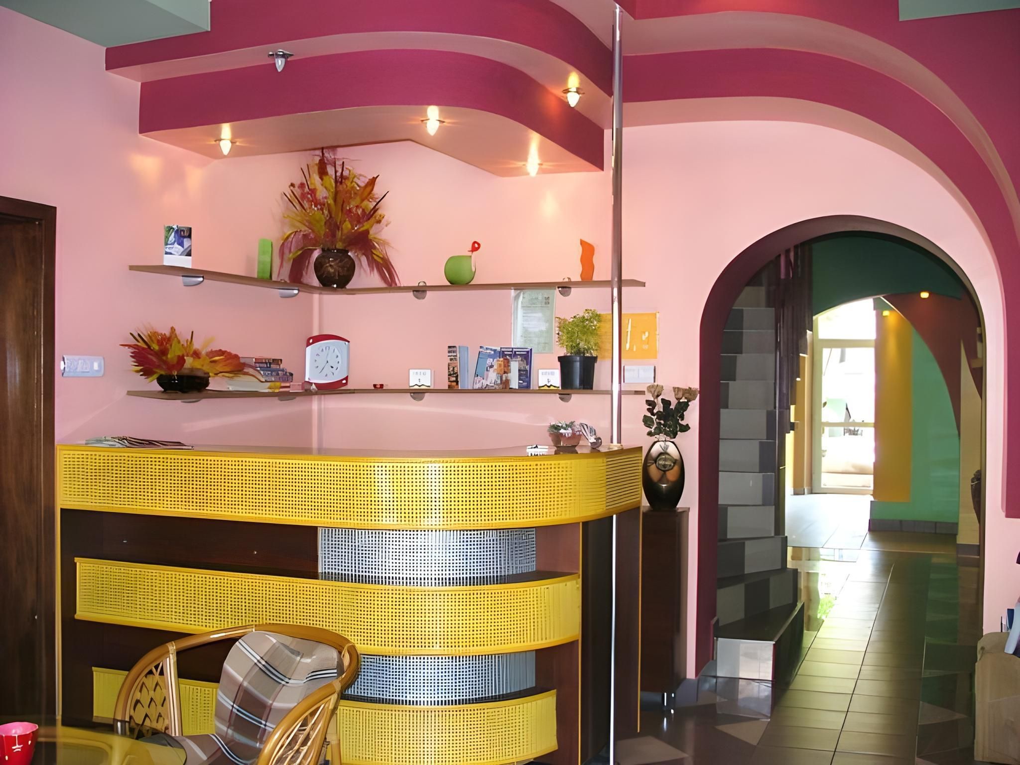 Pension Flamingo - בראסוב - דלפק קבלה