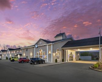 Best Western Cooperstown Inn & Suites - Cooperstown - Edificio