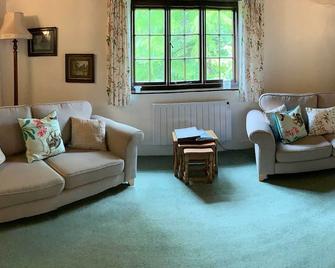 Mill House - Devon Holiday Accommodation - Sidmouth - Living room
