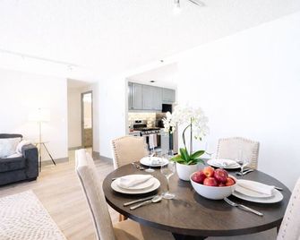 XL Center 1-Br Condo Dwntn Hartford Easy Parking - Hartford - Dining room