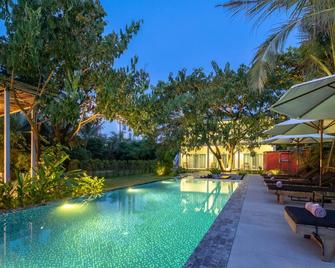 Pippali Boutique Hotel - Kampot - Pool