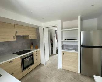 Le Clos de Russy - Aure-sur-Mer - Kitchen