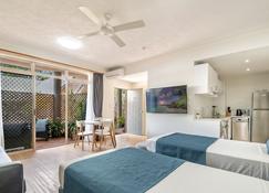 Byron Central Apartments - Byron Bay - Schlafzimmer