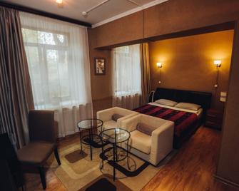 Ulan Hotel - Ulan-Ude - Bedroom