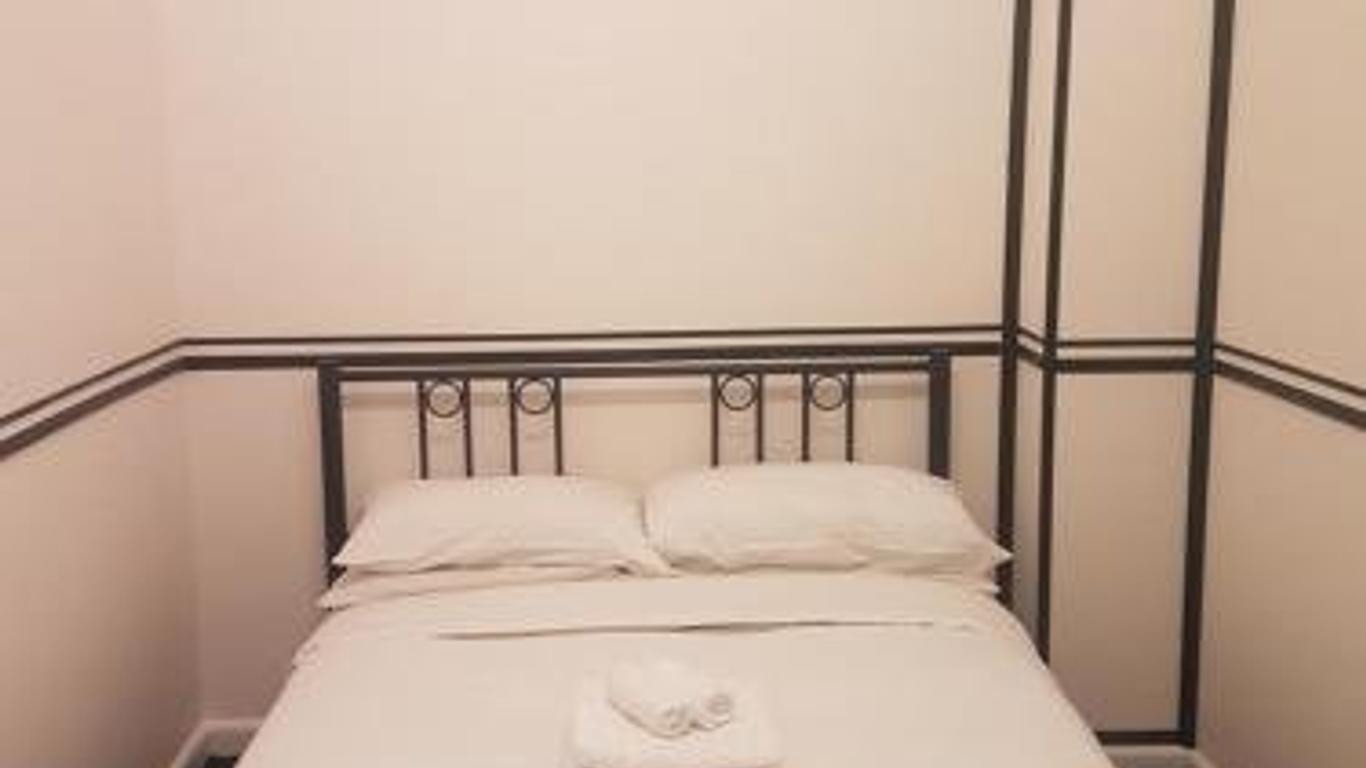 Archies Bunker Affordable Accommodation