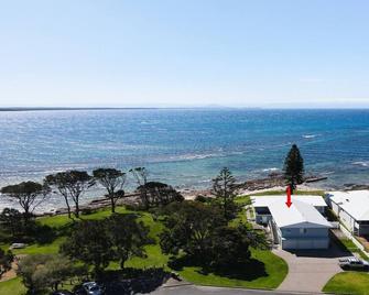 Ocean Blue Apartment Five - Huskisson - Beach