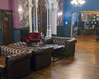 Oaklands Hall Hotel Grimsby - Laceby - Lounge
