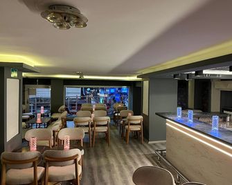 Artan Hotel - Isparta - Bar