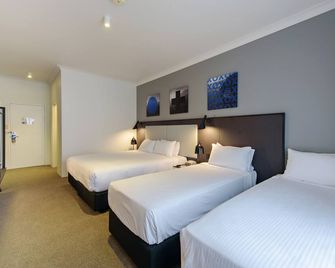Silkari Urban Cks Sydney Airport Hotel - סידני - חדר שינה