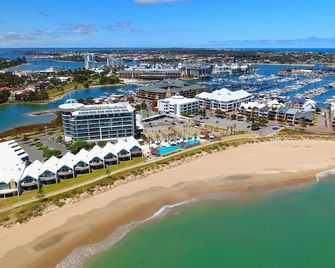 Sea Side Villa 10.1 - Mandurah - Beach