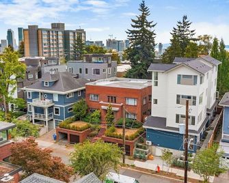 The Sweet Suite in the North - Seattle