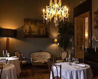 Hotel Emblemático La Casa de los Naranjos - Haría - Restaurante