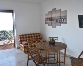 Briloc Apartment (48 M² - 48 Sq Ft - ) - Ajaccio - Salle à manger