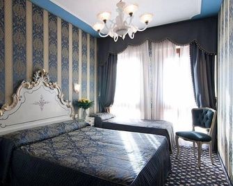 Belle Arti Hotel - Venice - Phòng ngủ