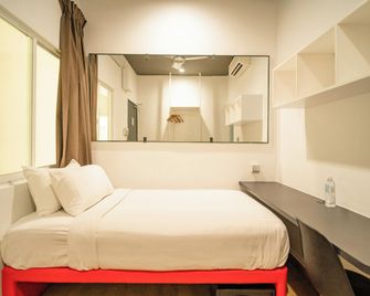 Tune Hotel Klia Aeropolis (Airport Hotel) - Sepang