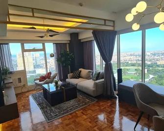 Condo with Luxury Finishing in BGC - Taguig - Living room