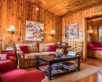 Serenity on Superior - Cascade Beach Road - Lake Superior - Lutsen, MN - Lutsen - Lounge