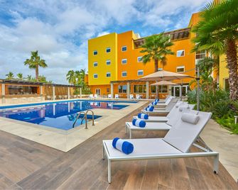 City Express Plus by Marriott Cabo San Lucas - קאבו סן לוקאס - בריכה