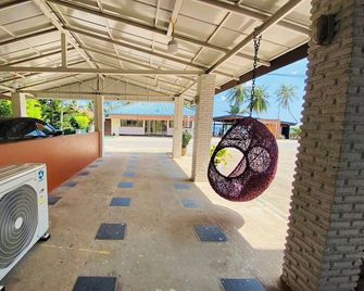 Talay Sai @ Thung Wua Laen - Chumphon