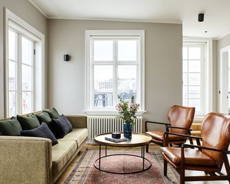 كفوسين داونتاون هوتل - ريكيافيك - غرفة معيشة