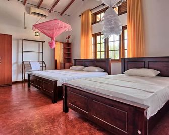 Beautiful Private Villa with Swimming Pool in Ahangama - Ahangama - Bedroom