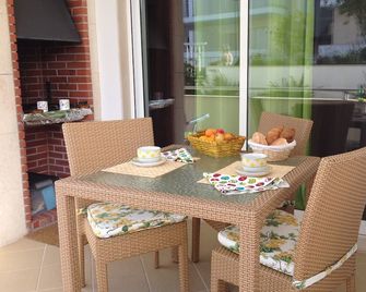 Luxurious 1 Bedroom + 1 Bedroom apartment - Santa Luzia/Algarve - Tavira - Dining room