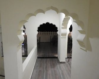 Hotel Dev Palace - Sawāi Mādhopur - Hallway