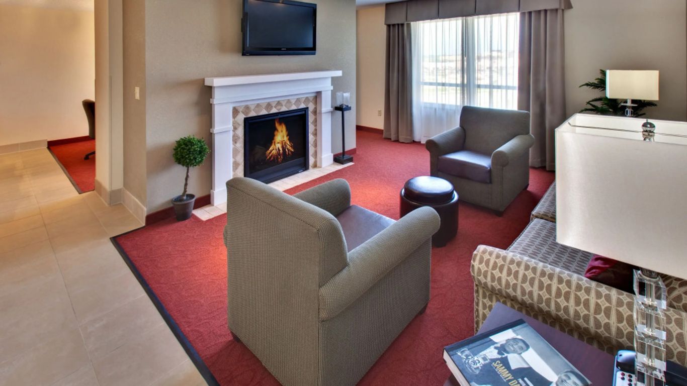 The Rewind West Des Moines, Tapestry Collection by Hilton