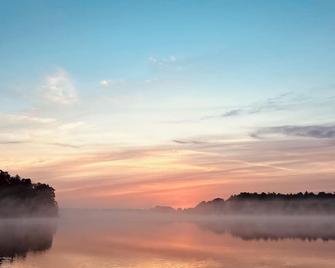 Fantastic lake view, motor boat, close to the beach, WiFi, fireplace, 2 baths, relaxation - Wittstock/Dosse