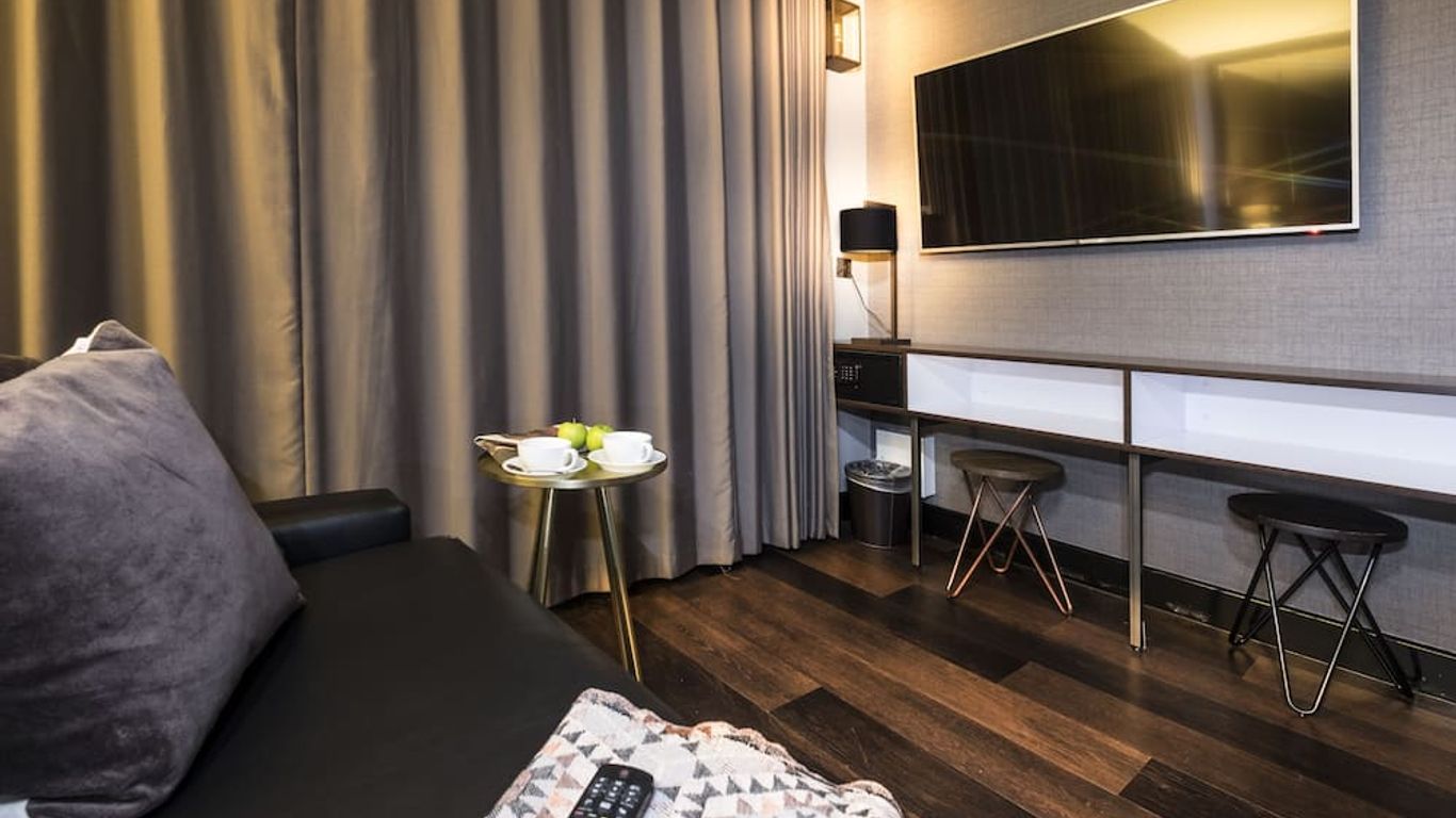 Camden Enterprise Hotel