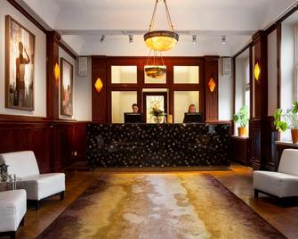 Elite Stadshotellet Karlstad - Karlstad - Receptionist