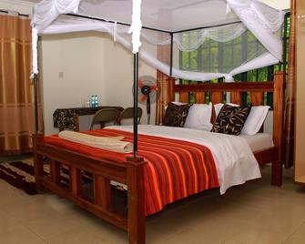 Iretet Mara Lodge - Maasai Mara - Bedroom