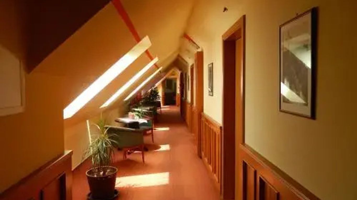 Vadasz Panzio Es Etterem