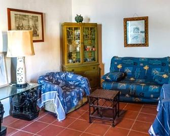 Awesome Apartment In Porto Azzurro - Porto Azzurro - Living room