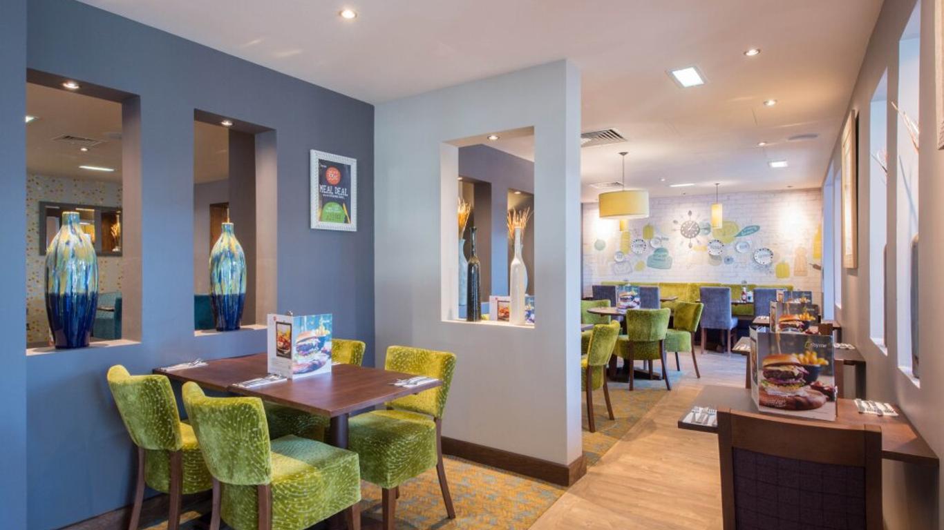 Premier Inn St Albans City Centre