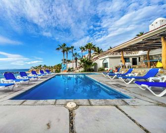 Casa Alvarado | Beachfront Private Escape w/ Pool - Los Barriles - Zwembad
