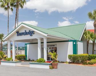 Travelodge by Wyndham Lakeland - Lakeland - Building