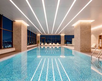 Novotel Suites Ambassador Seoul Yongsan - Seúl - Piscina